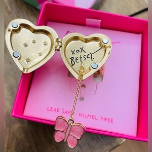 BETSEY JOHNSON Valentine Heart-Shaped Locket Poison Stretch Ring Butterfly NWT